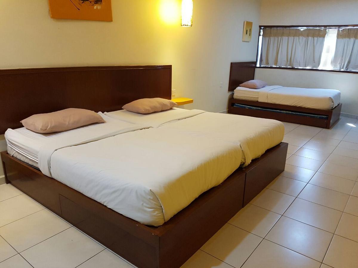Newbridge Hotel Малакка Экстерьер фото
