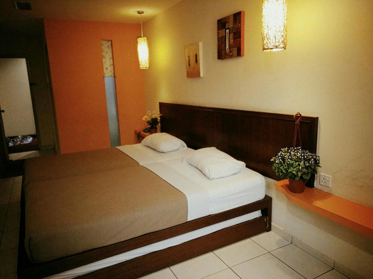 Newbridge Hotel Малакка Экстерьер фото