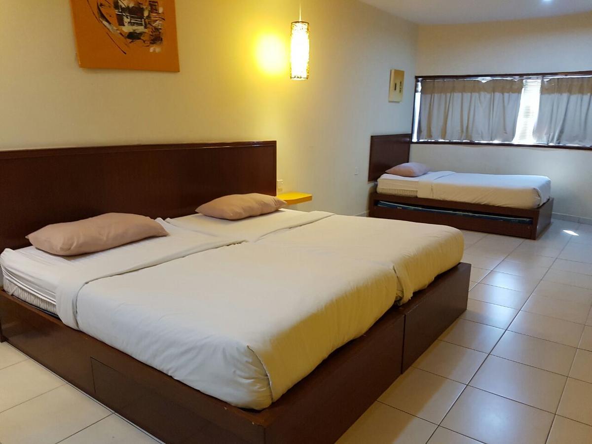 Newbridge Hotel Малакка Экстерьер фото