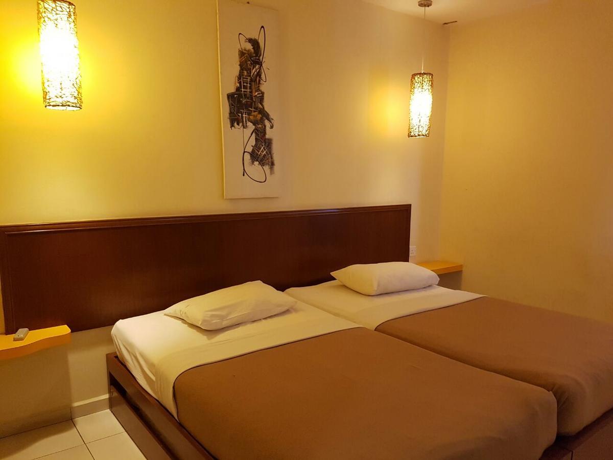 Newbridge Hotel Малакка Экстерьер фото