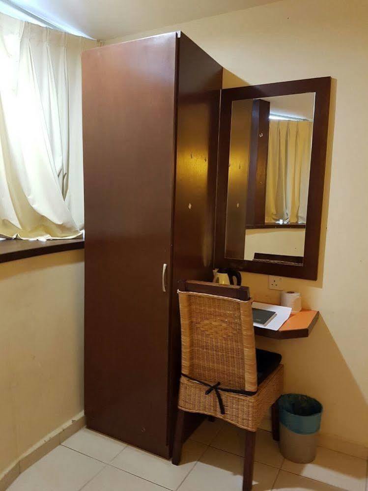 Newbridge Hotel Малакка Экстерьер фото